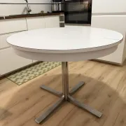 Round table Space Age Roche Bobois with integrated extensions system 1970.