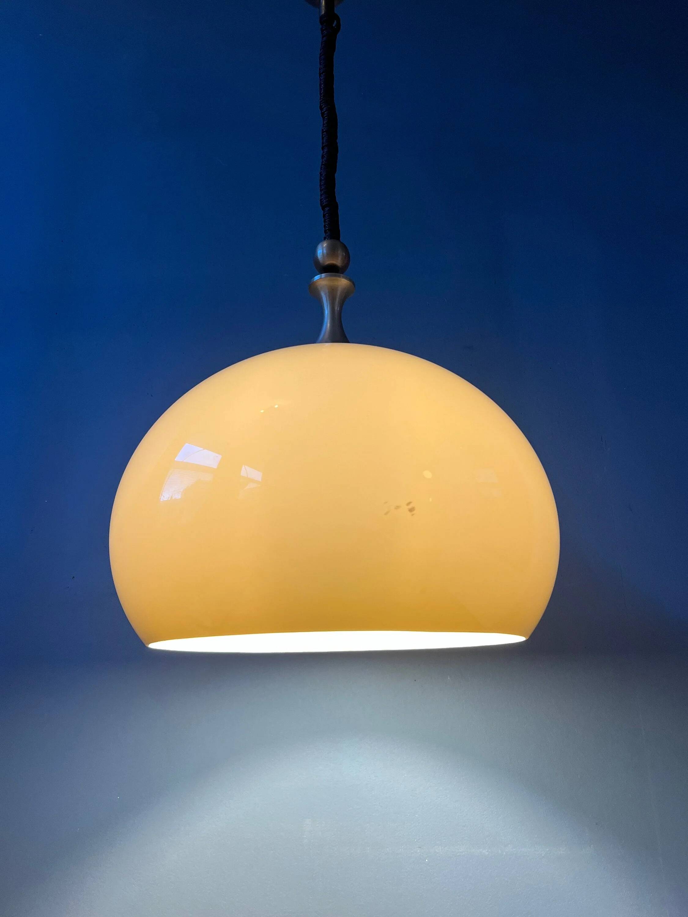 Suspension champignon Space Age en plexiglas Dijkstra Mid Century