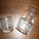 Carafe et verre de nuit