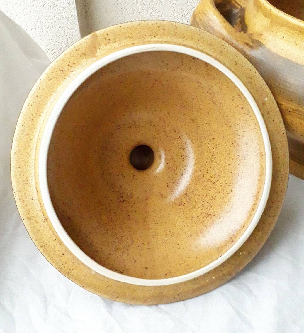 Ceramic soup tureen