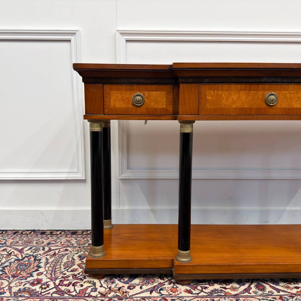 Classic Italian Selva Sidetable