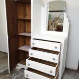 Armoire asymétrique des années 50 avec miroir biseauté