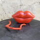 Téléphone fixe vintage hot red lips