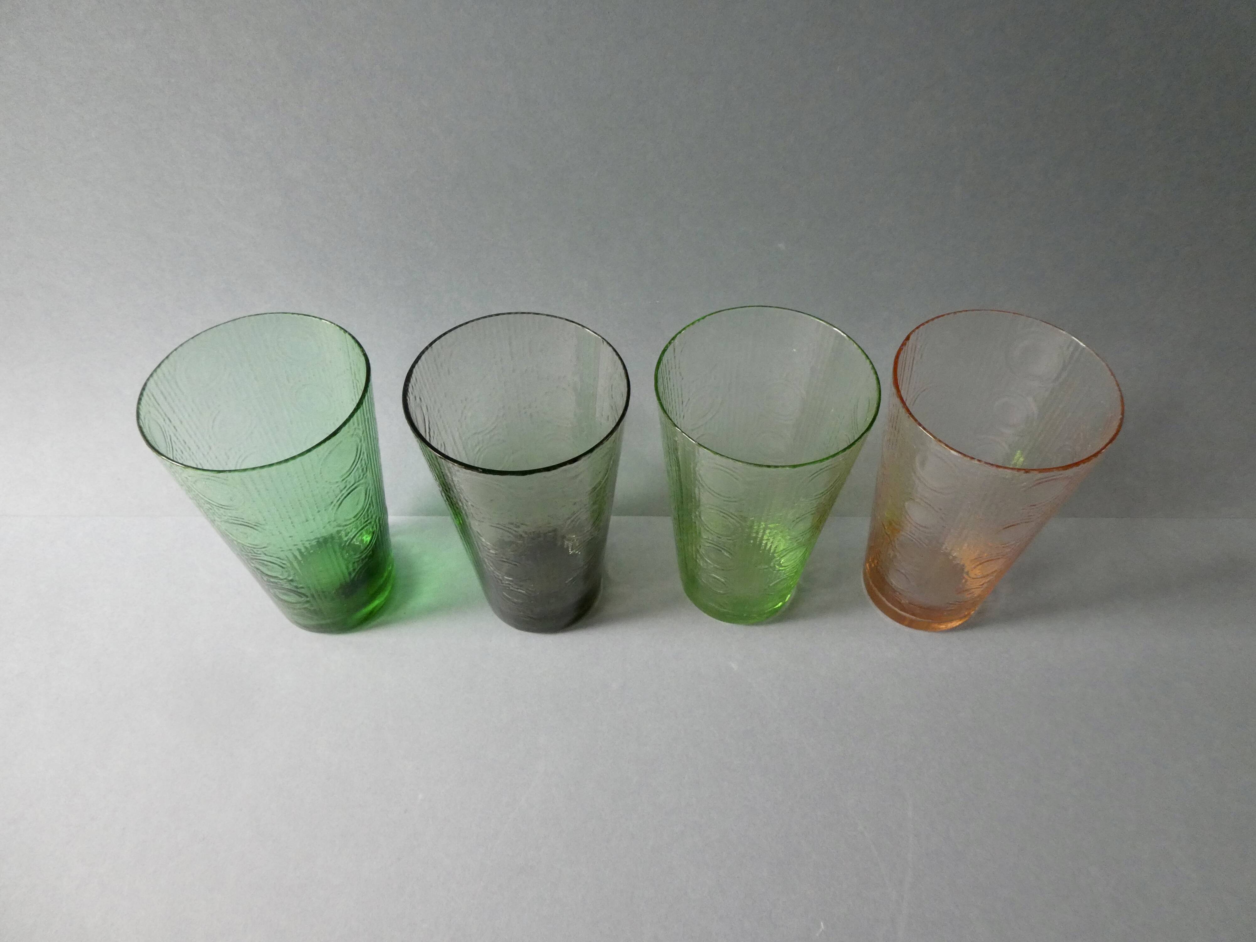 4 large glasses from the 50s, colored glass