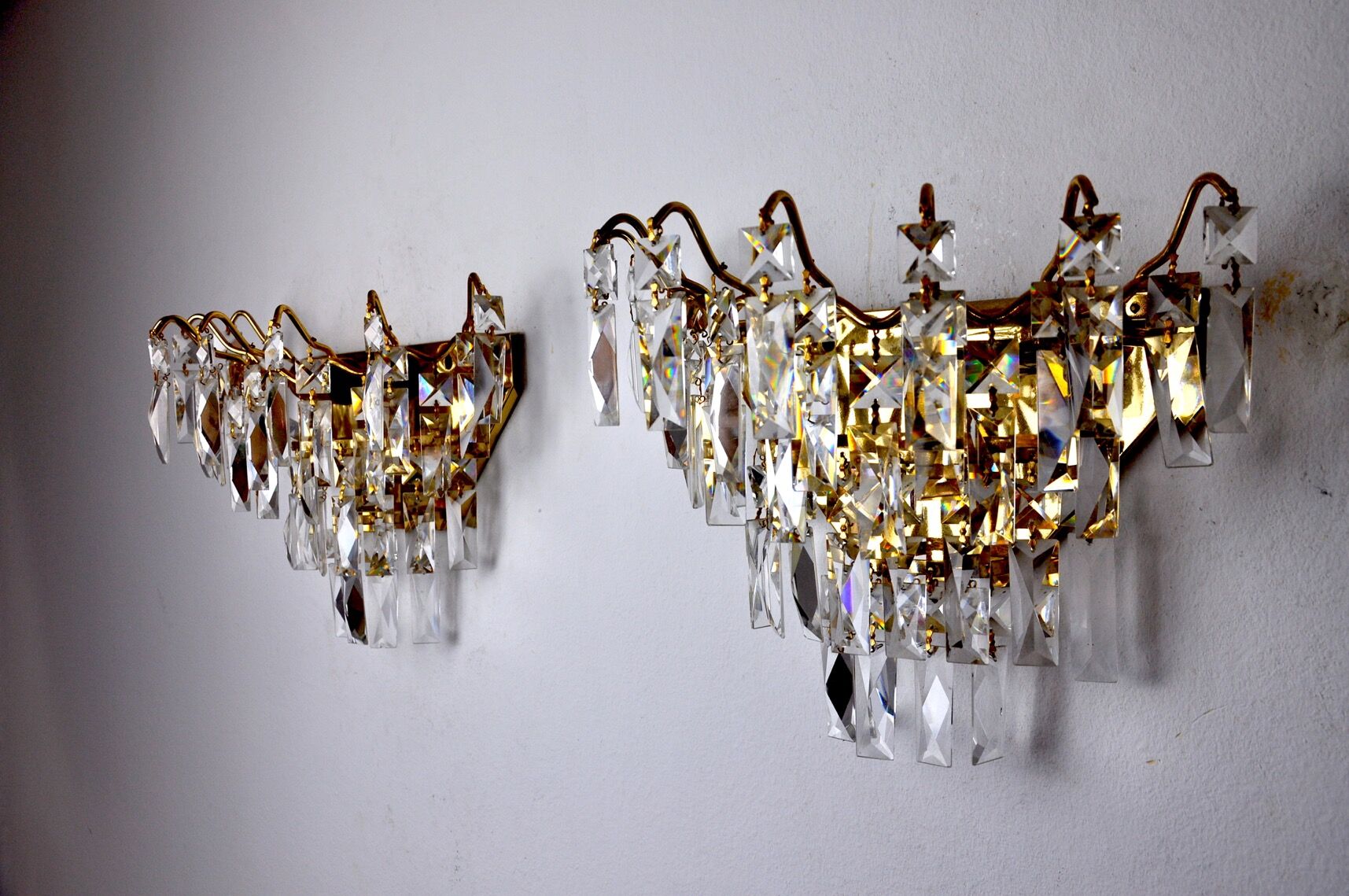 Paire d'applique Regency, cristaux taillés, Espagne, 1980