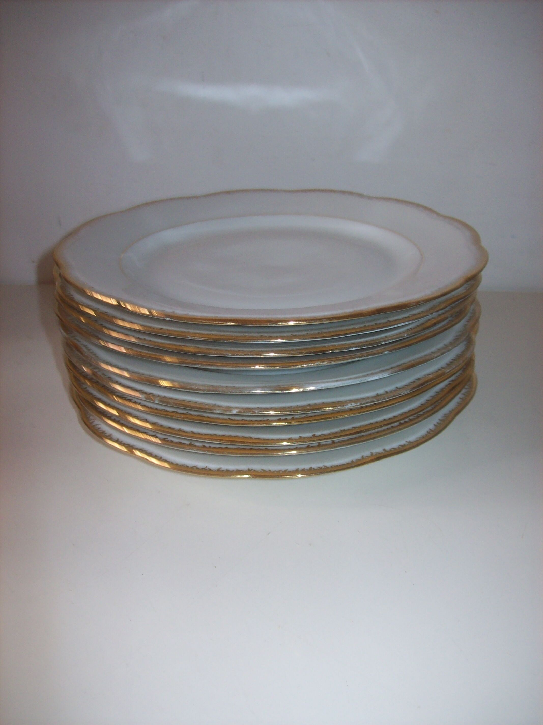 Porcelain dessert plates