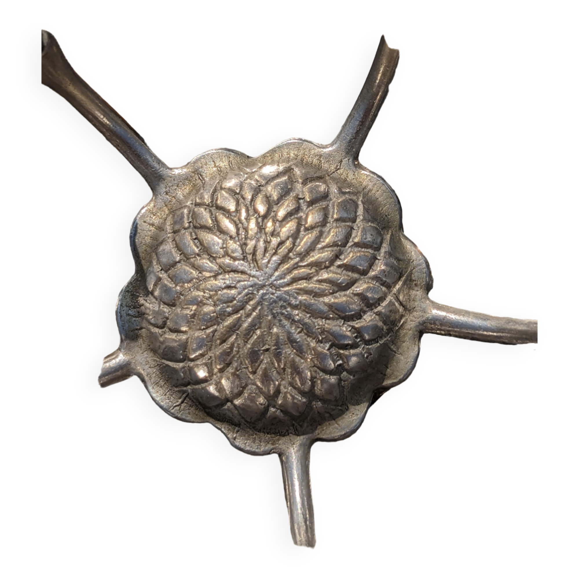 Silver metal flower ashtray