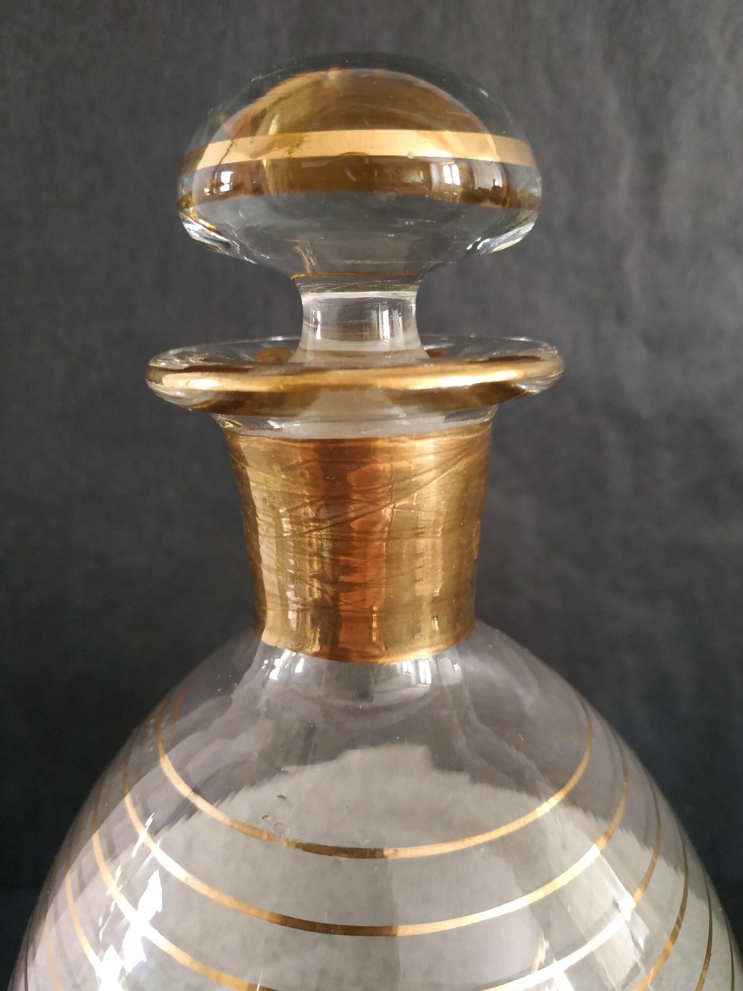Liquor or cooked wine service