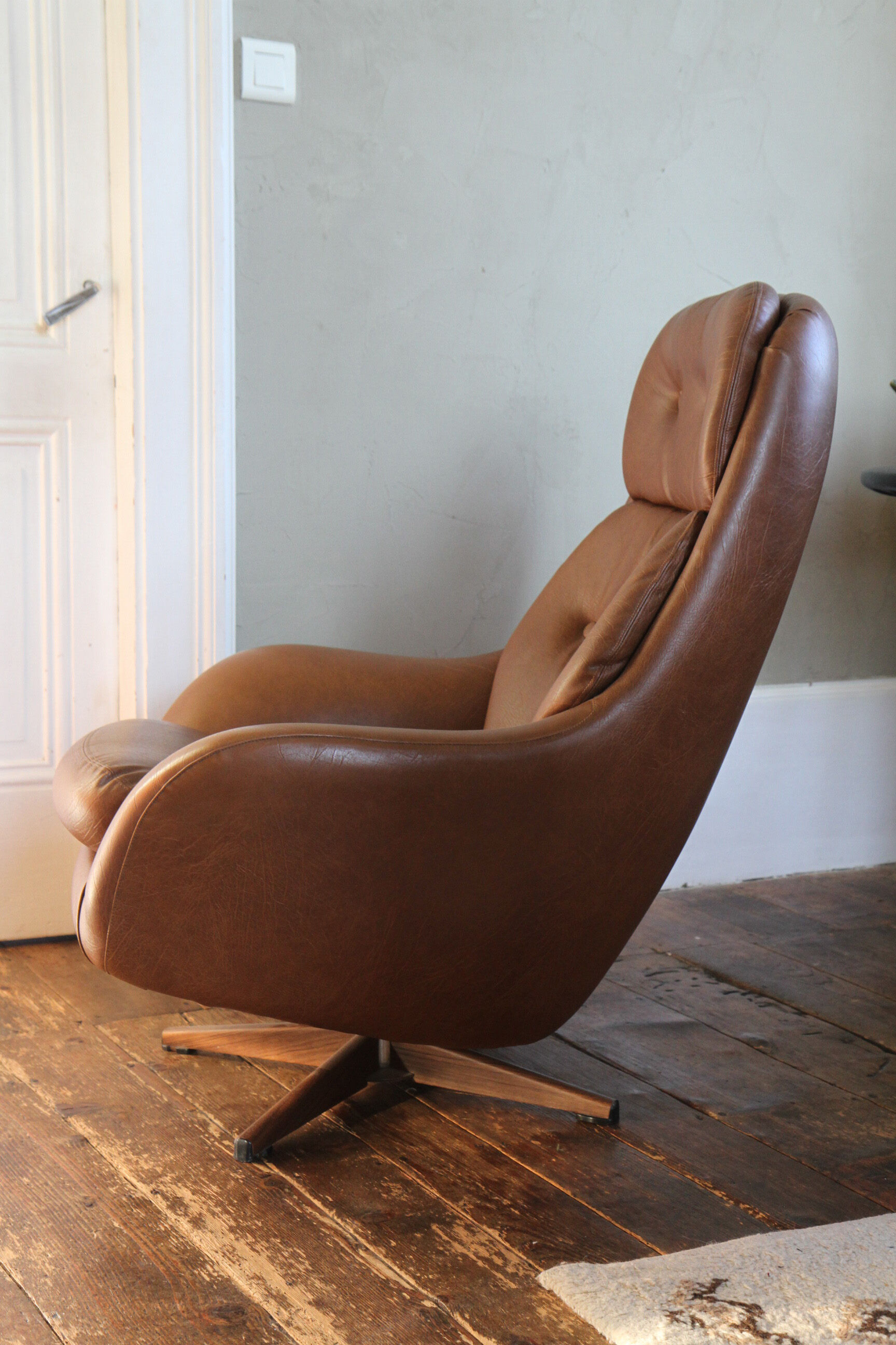 Swedfurn swivel chair from the 1960s