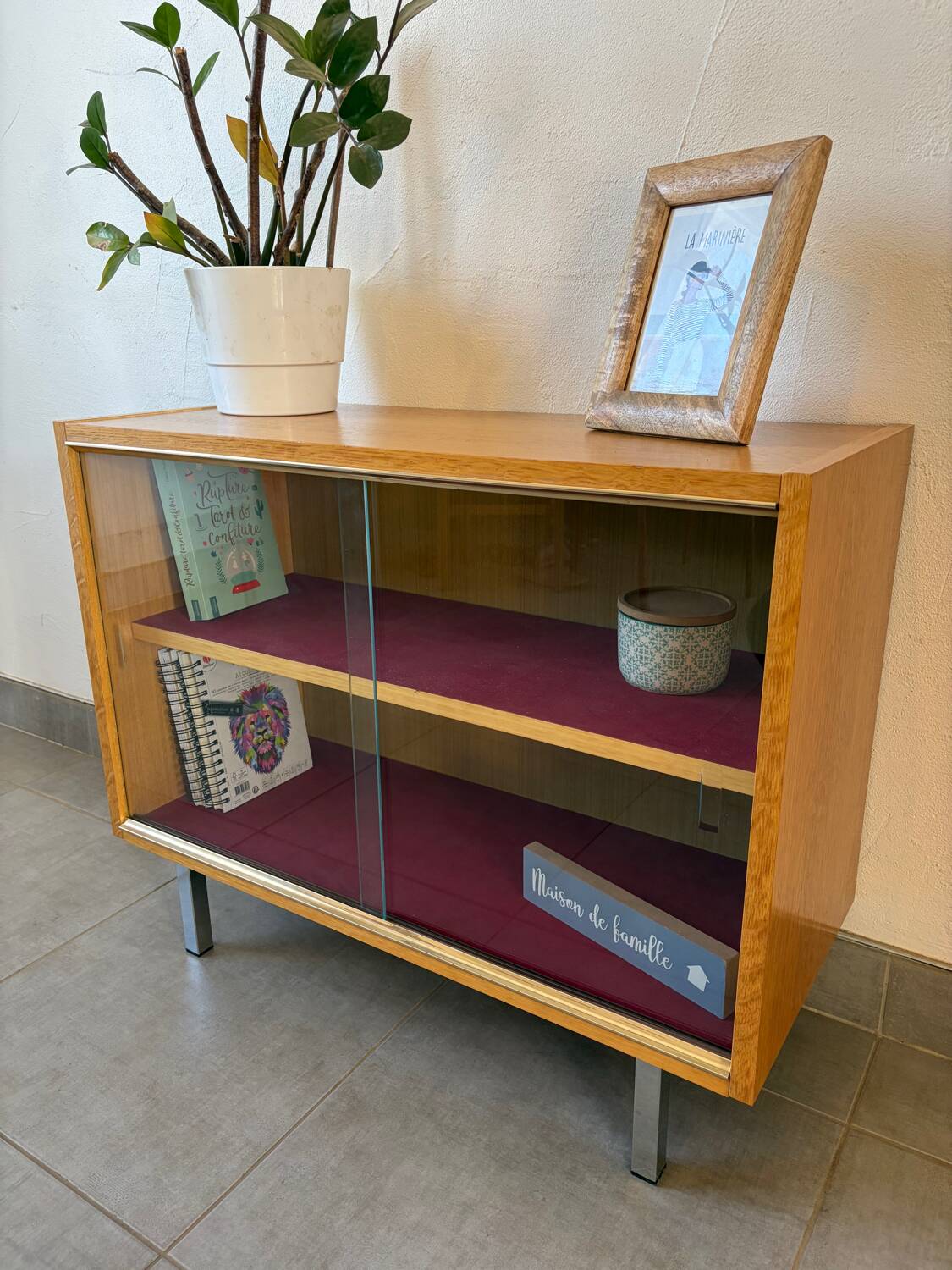Vintage display cabinet from the 1960s