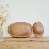 2 blue stoneware dishes