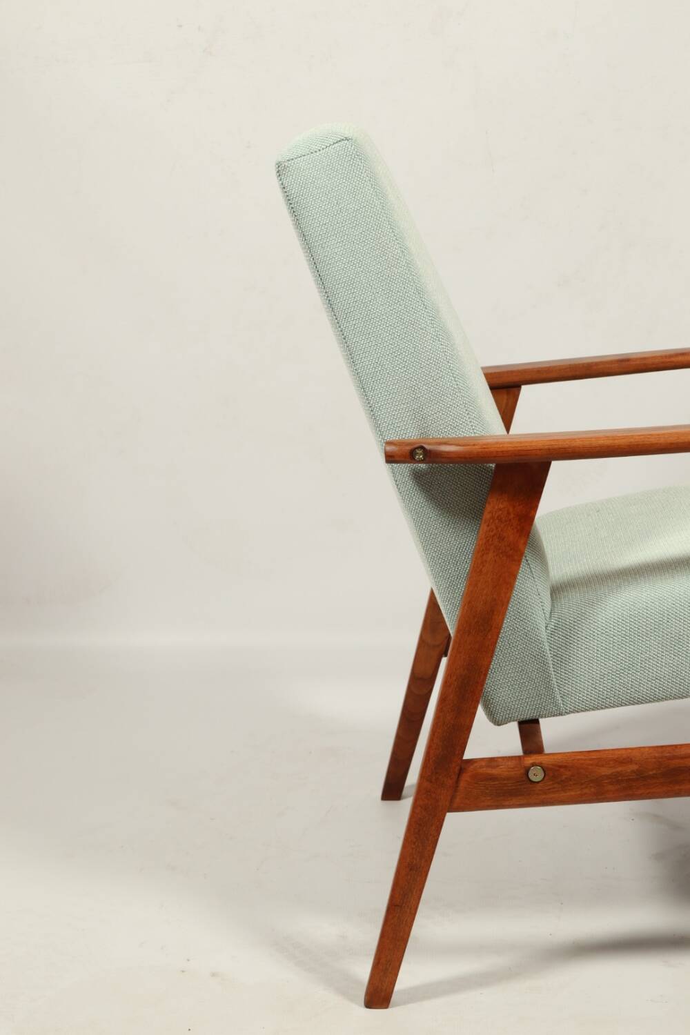 Vintage fauteuil rétro style blue bébé 1970 milieu de siècle modern design fauteuil de salon rénové