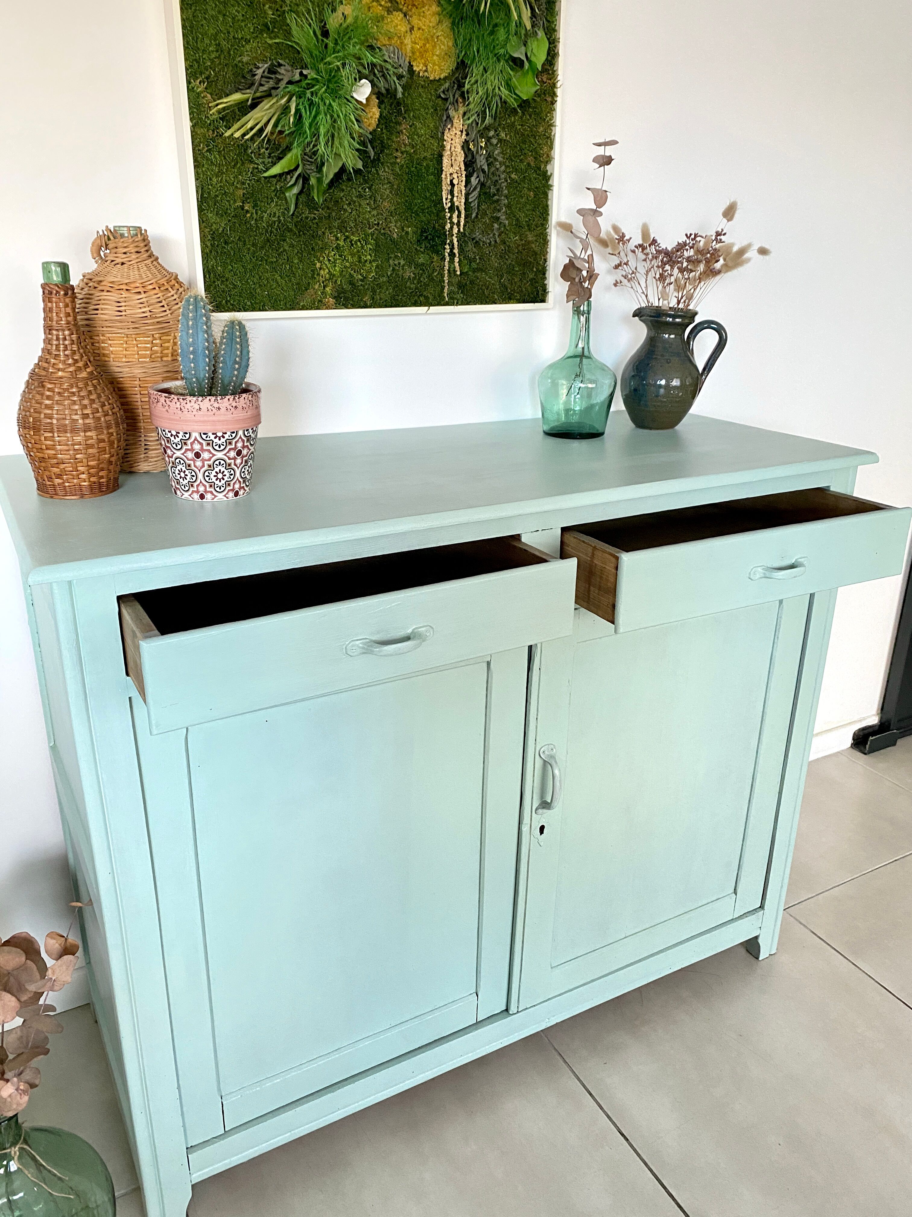 Parisian buffet green mint