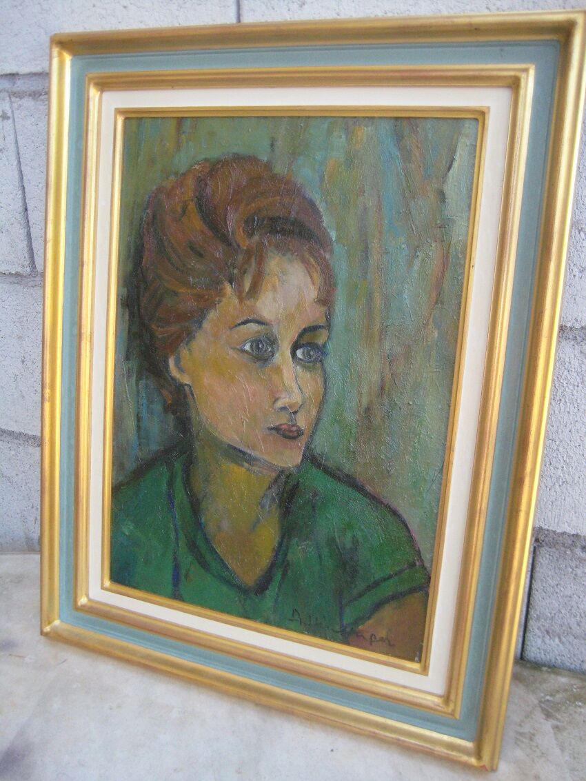 Jeune femme pensive huile sur panneau signée