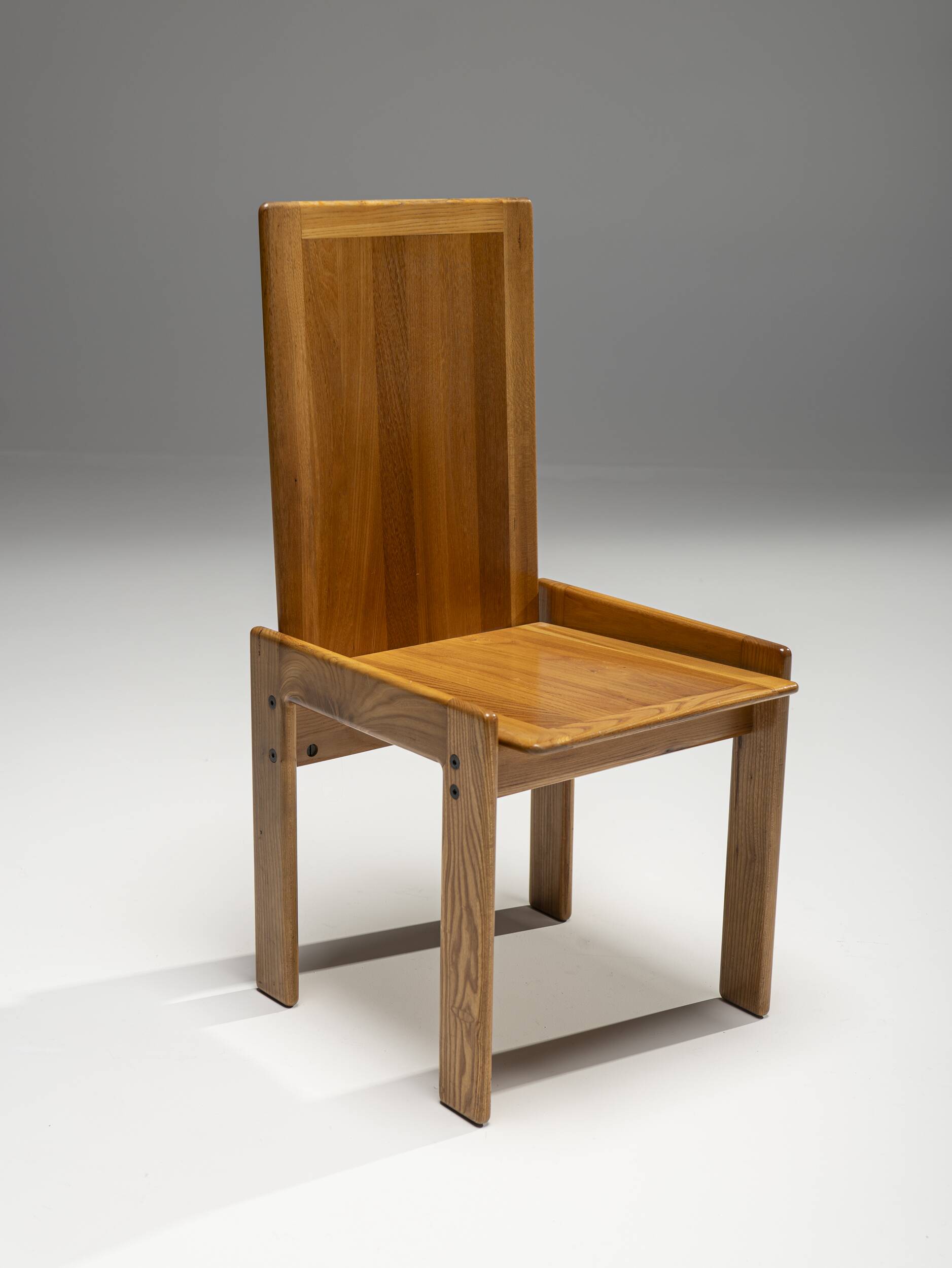 Lot de 4 chaises de salle à manger italiennes en orme par Romanutti, Italie, années 1970