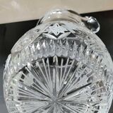 Large jug/water pitcher in finely cut Bohemian crystal. Sophisticated starry/brass patterns. Boho-Chic style