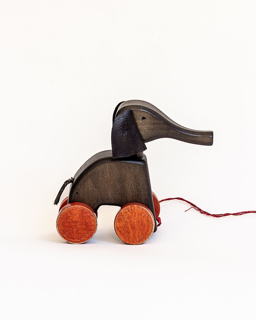 Elephant toy on wheels⎮60s/70s