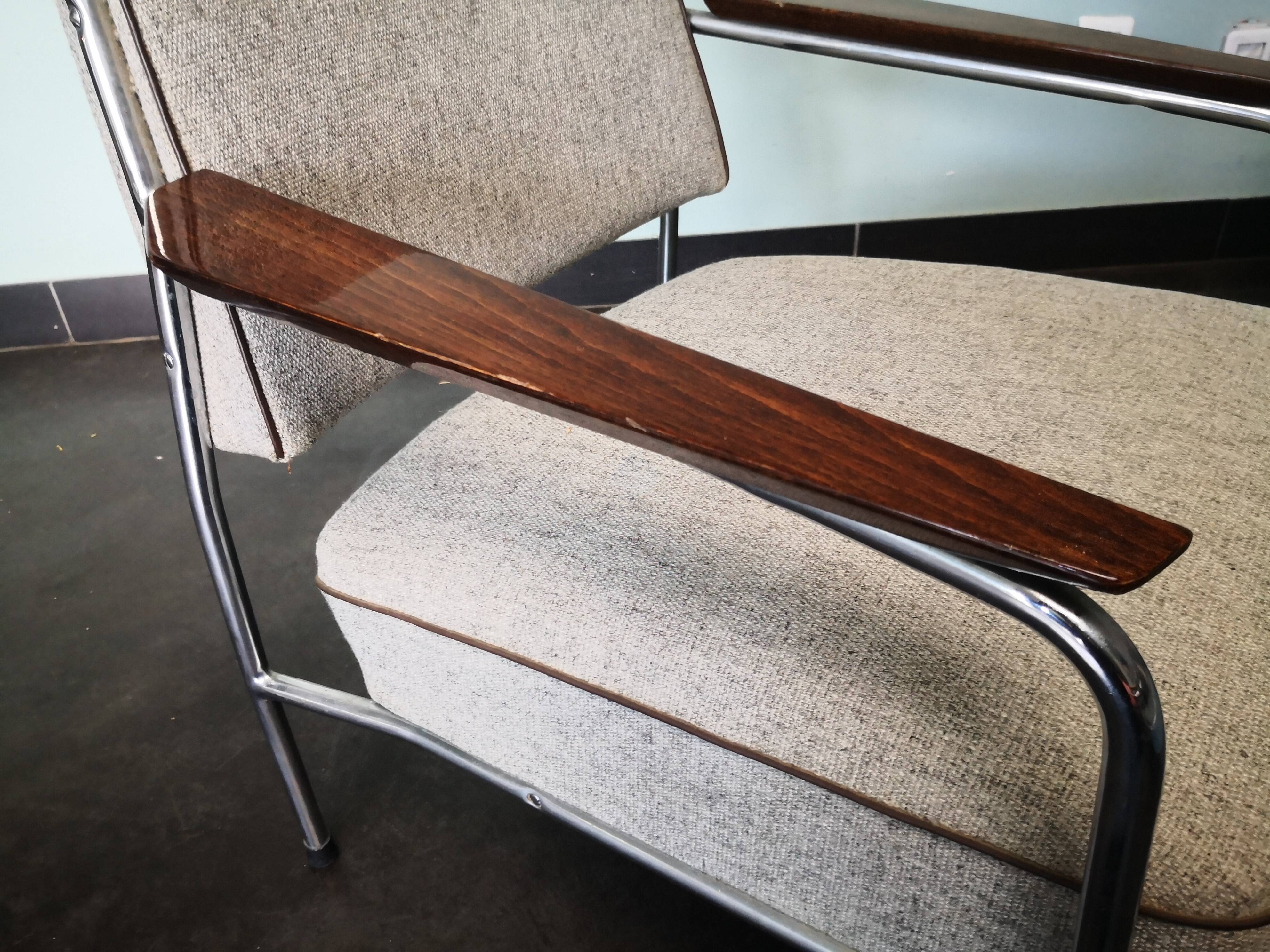 Fauteuil tchèque, 1960, métal, tissu et bois