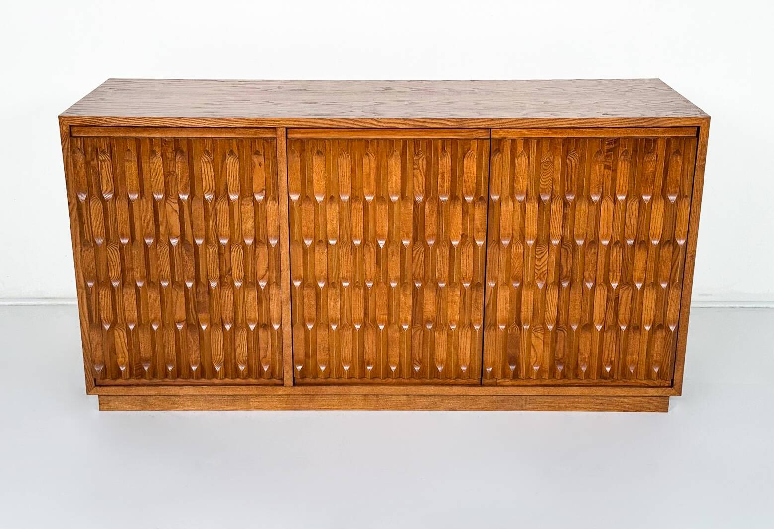 Buffet brutaliste contemporain, Italie