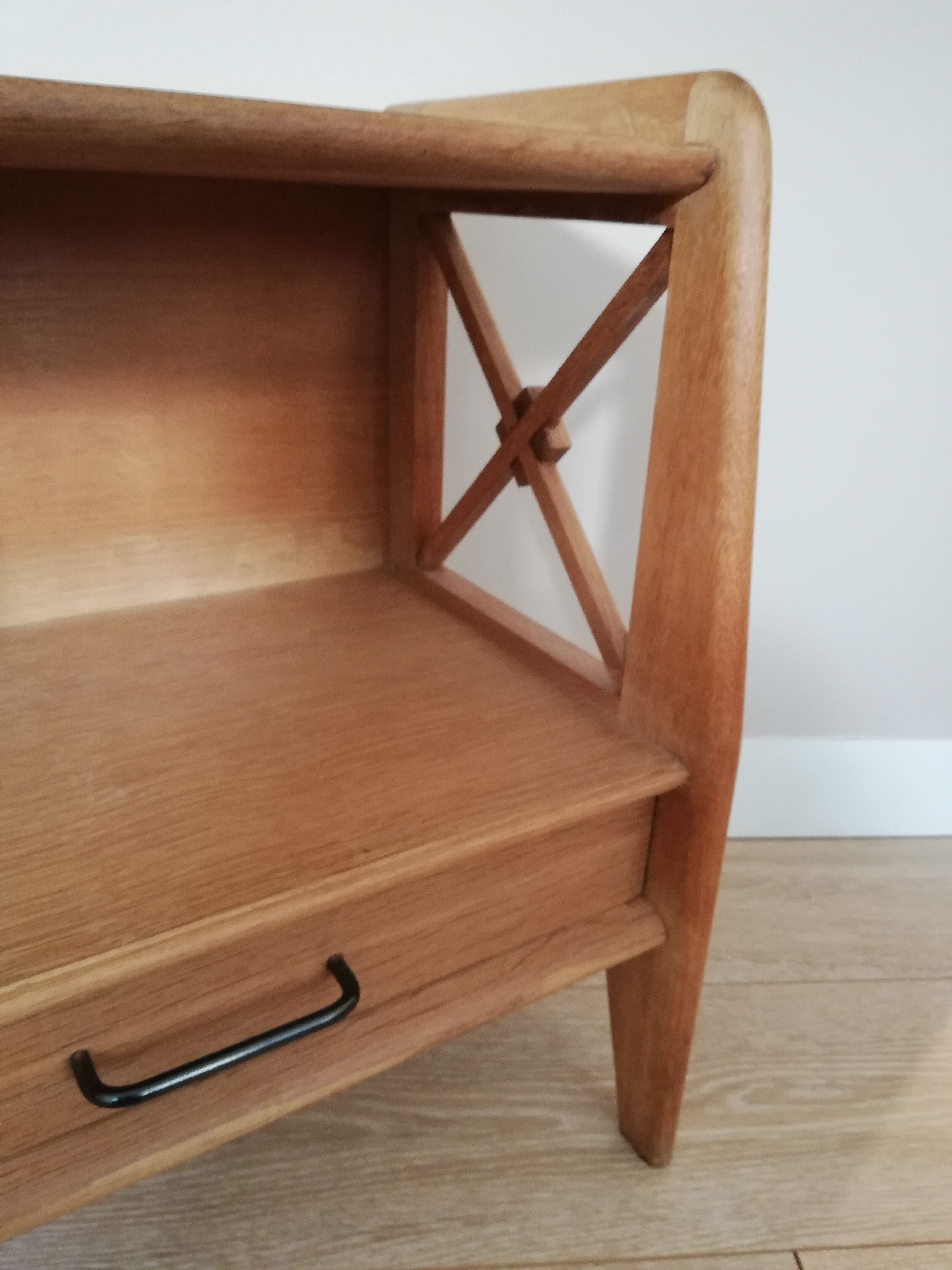 Bedside or sofa tip 50 years