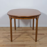 Table à manger extensible en teck ovale du milieu du siècle de McIntosh, années 1960