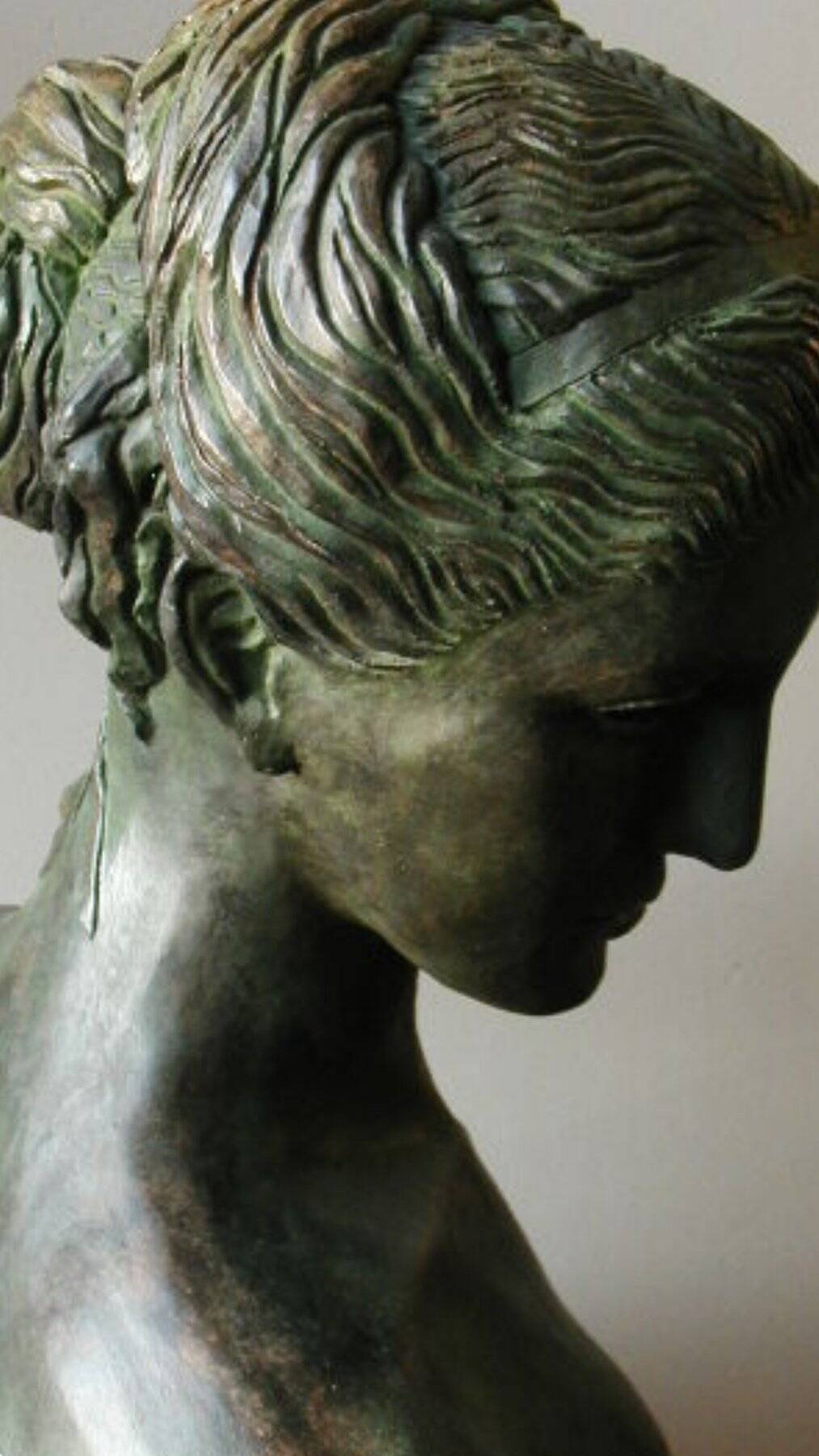 "Aphrodite" buste stuc patiné sculpture originale signée LE CANN, francais coté
