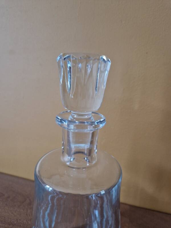 Baccarat Crystal - Cut crystal carafe model Cassino