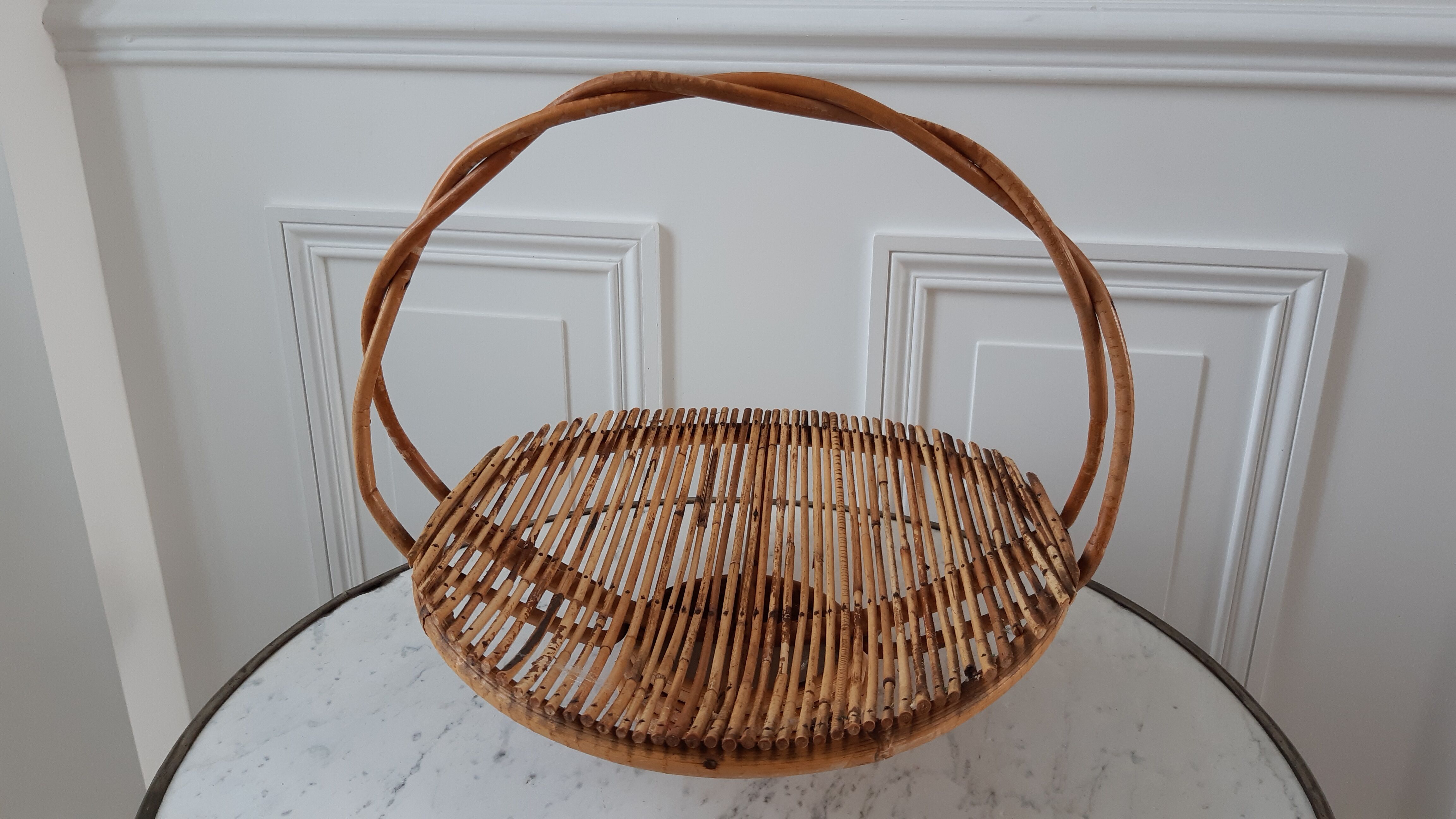 Vintage rattan fruit basket 70s