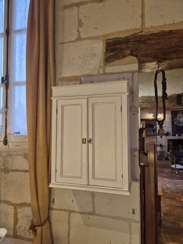 Étagère murale, armoire à pharmacie ancienne