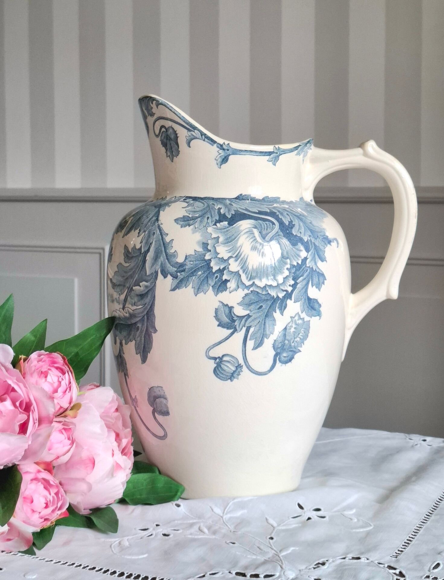 Old pitcher in ironstone faience Longwy