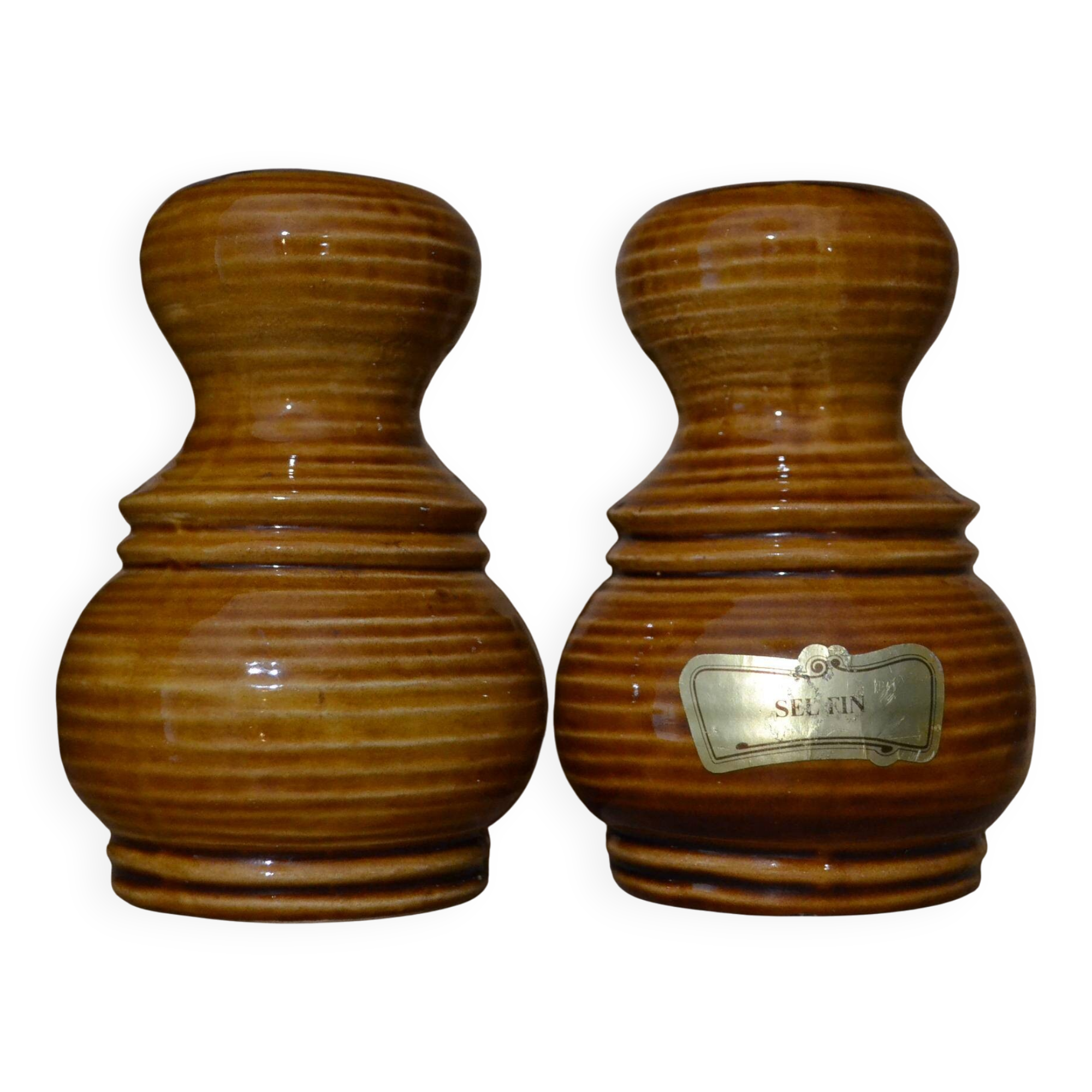 Ensemble poivrier et salière de Saint Clément