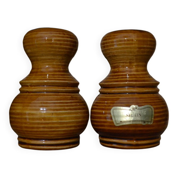 Ensemble poivrier et salière de Saint Clément