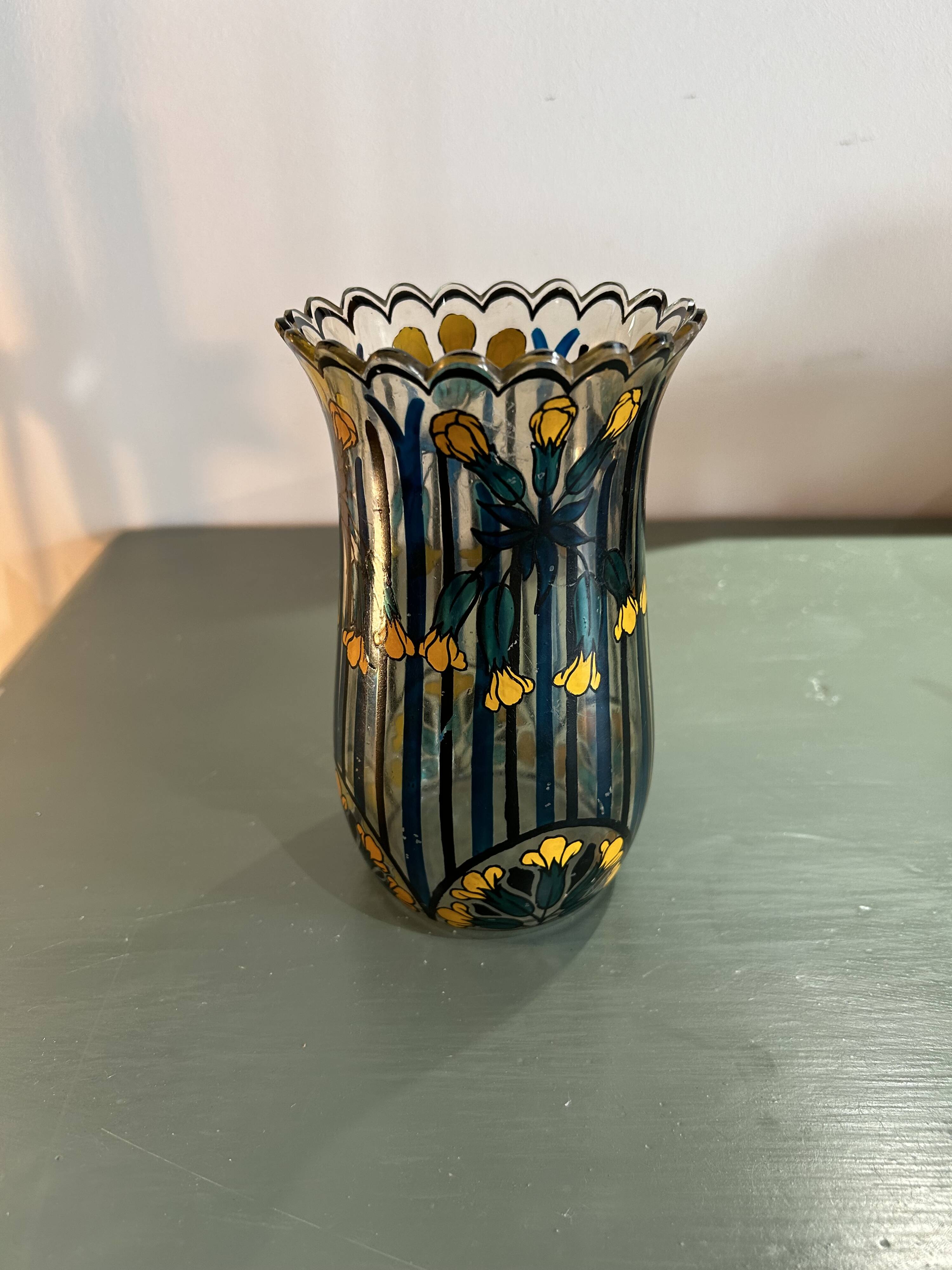 Art deco vase
