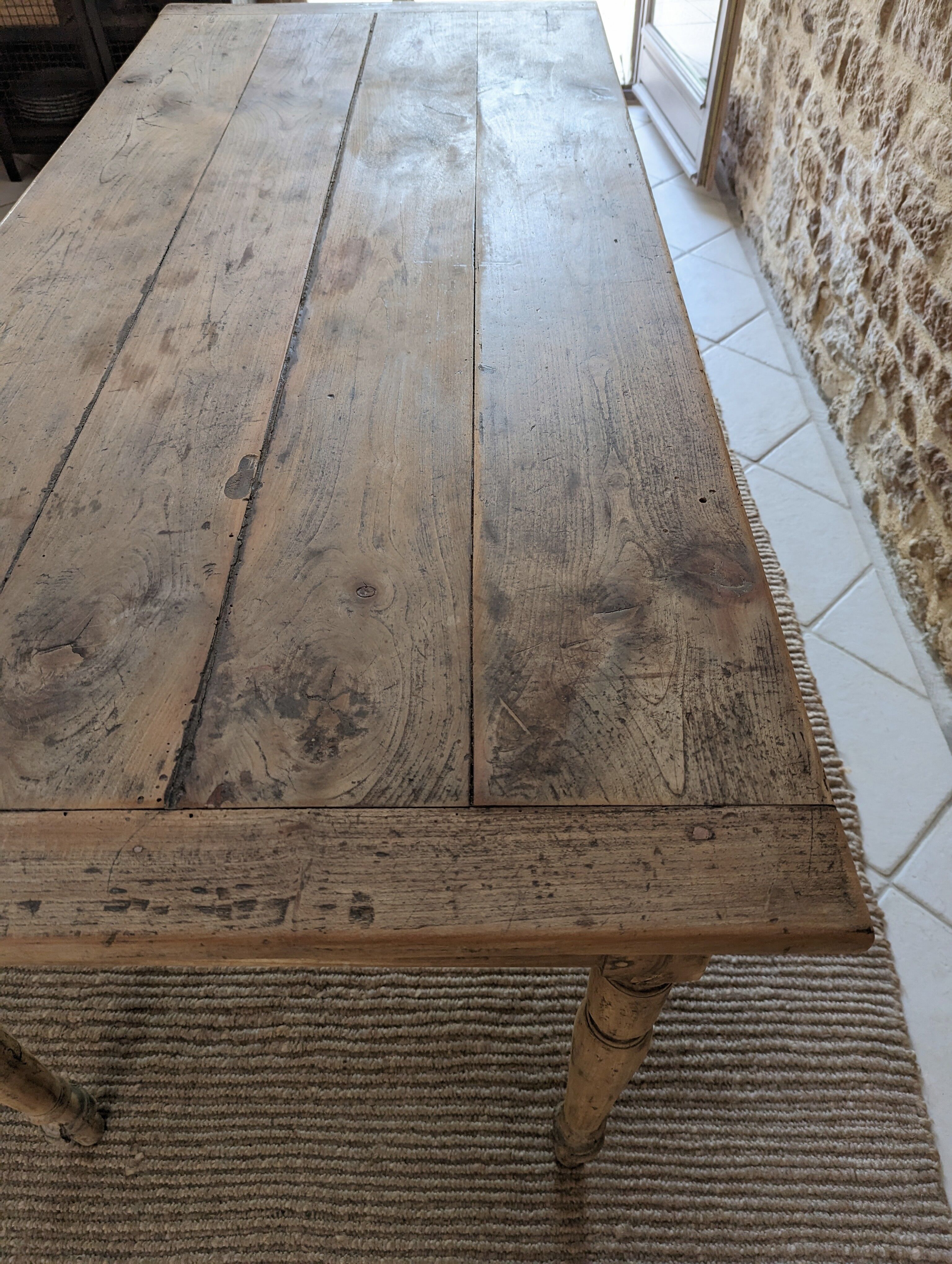 Farmhouse table
