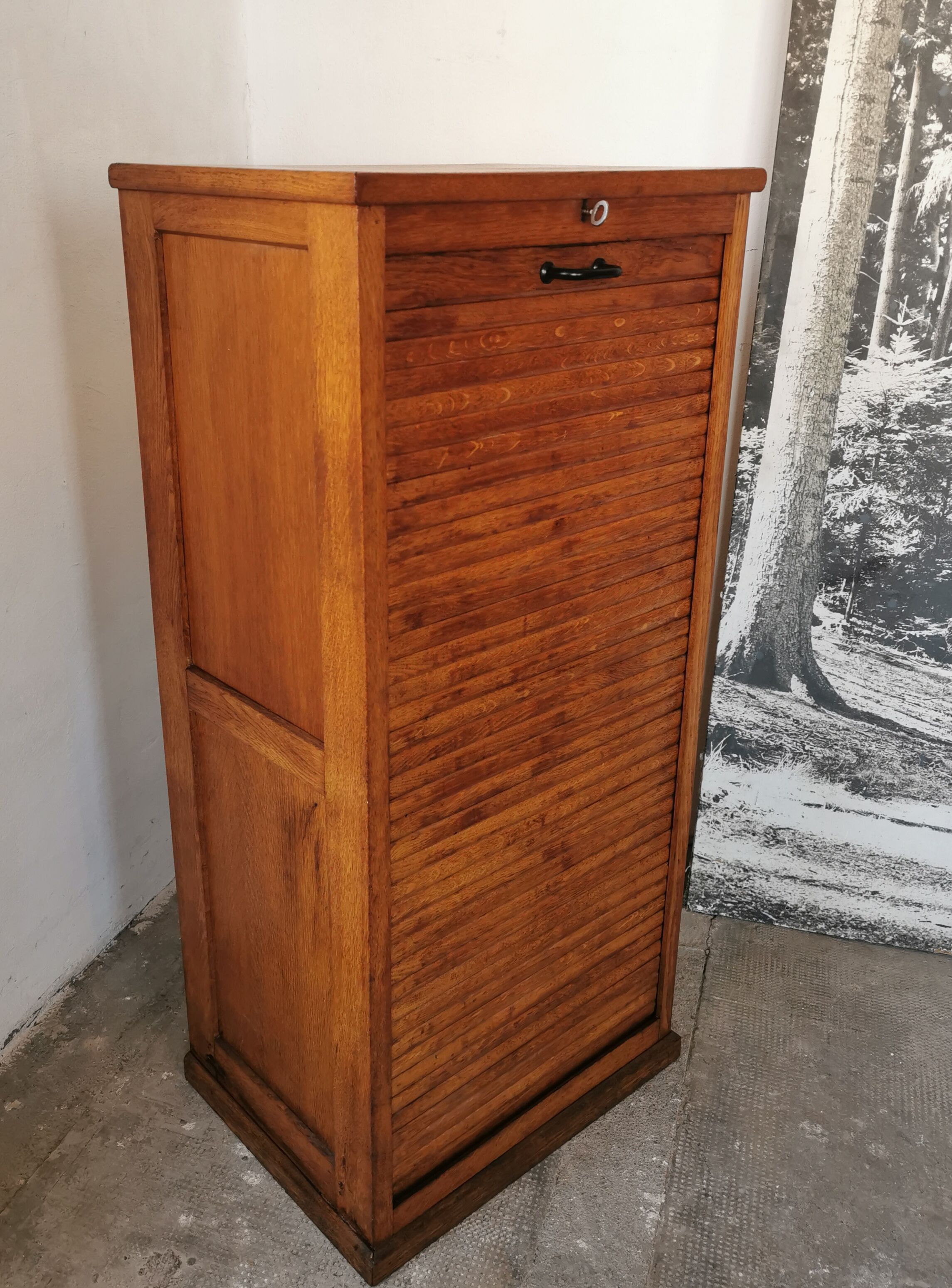 Curtain binder cabinet 1940