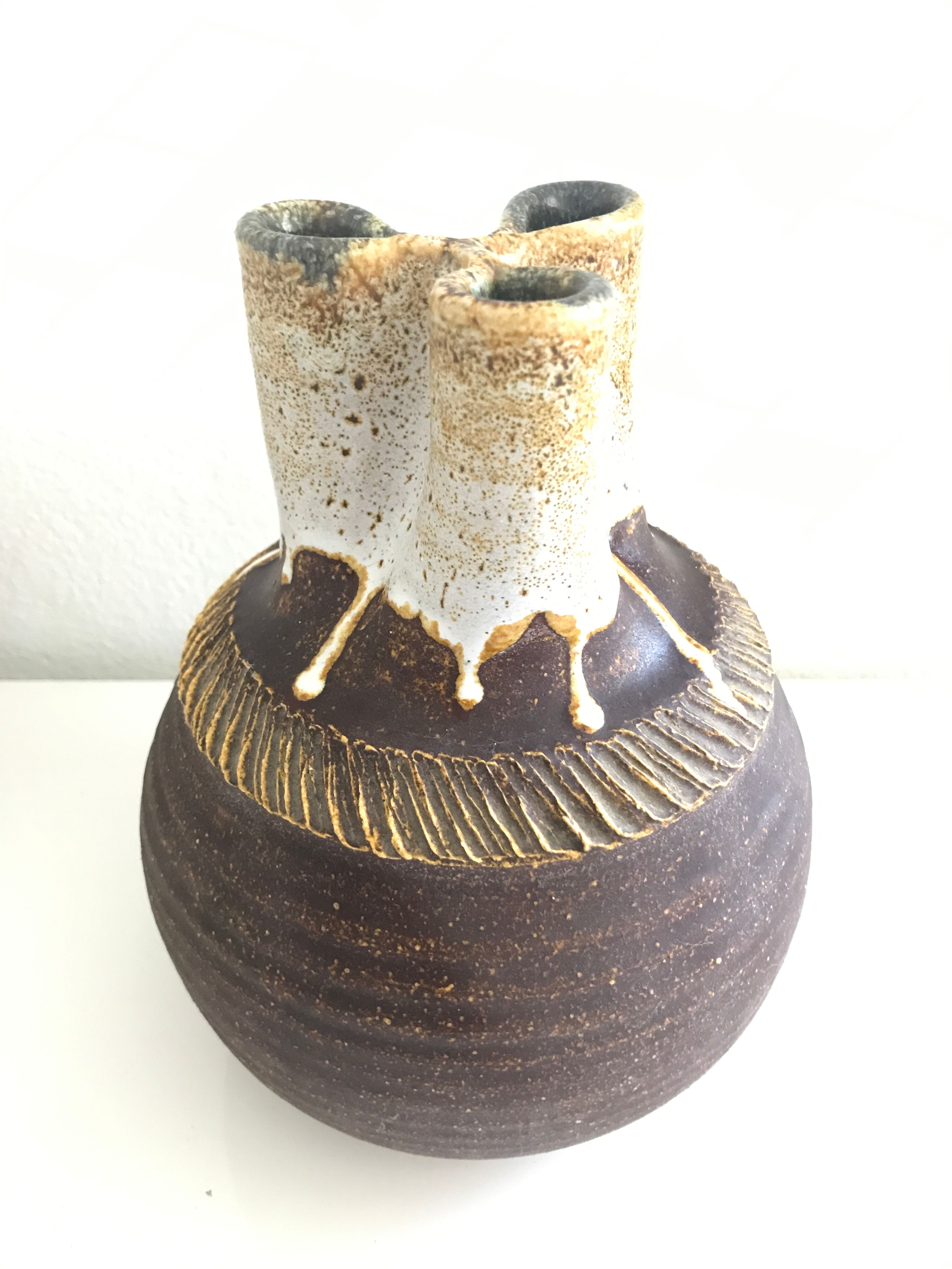 Accolay vintage pinched ceramics vase