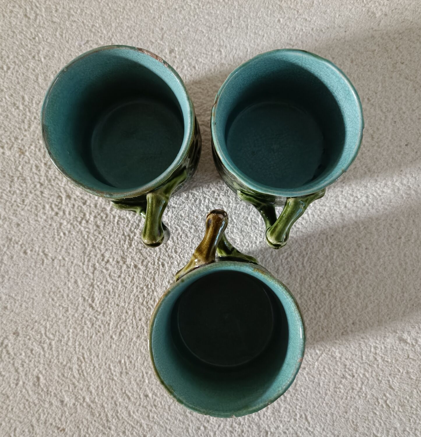 Three cups with saucers slurry decoration Bamboo