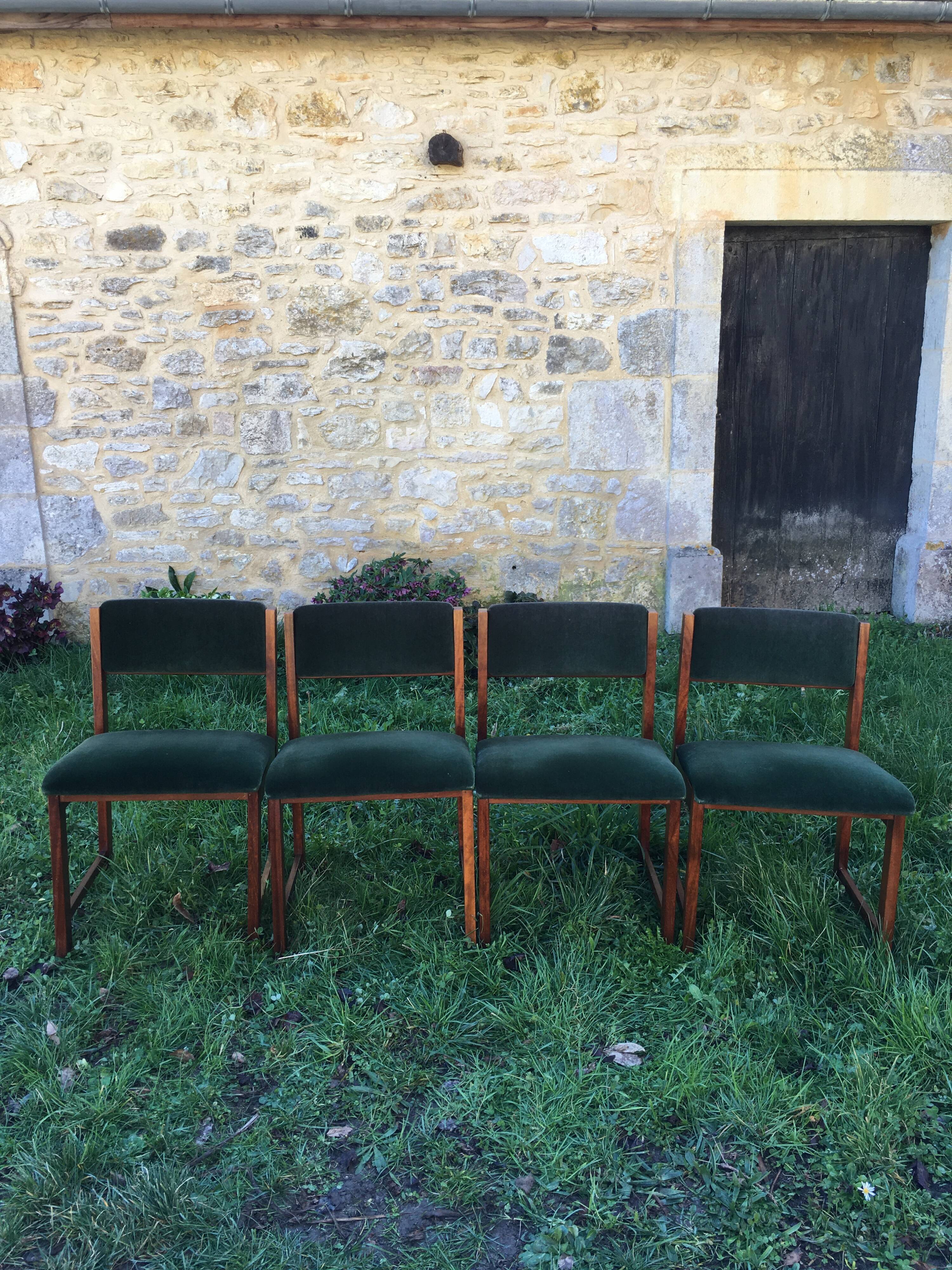 Four chairs with swivel back