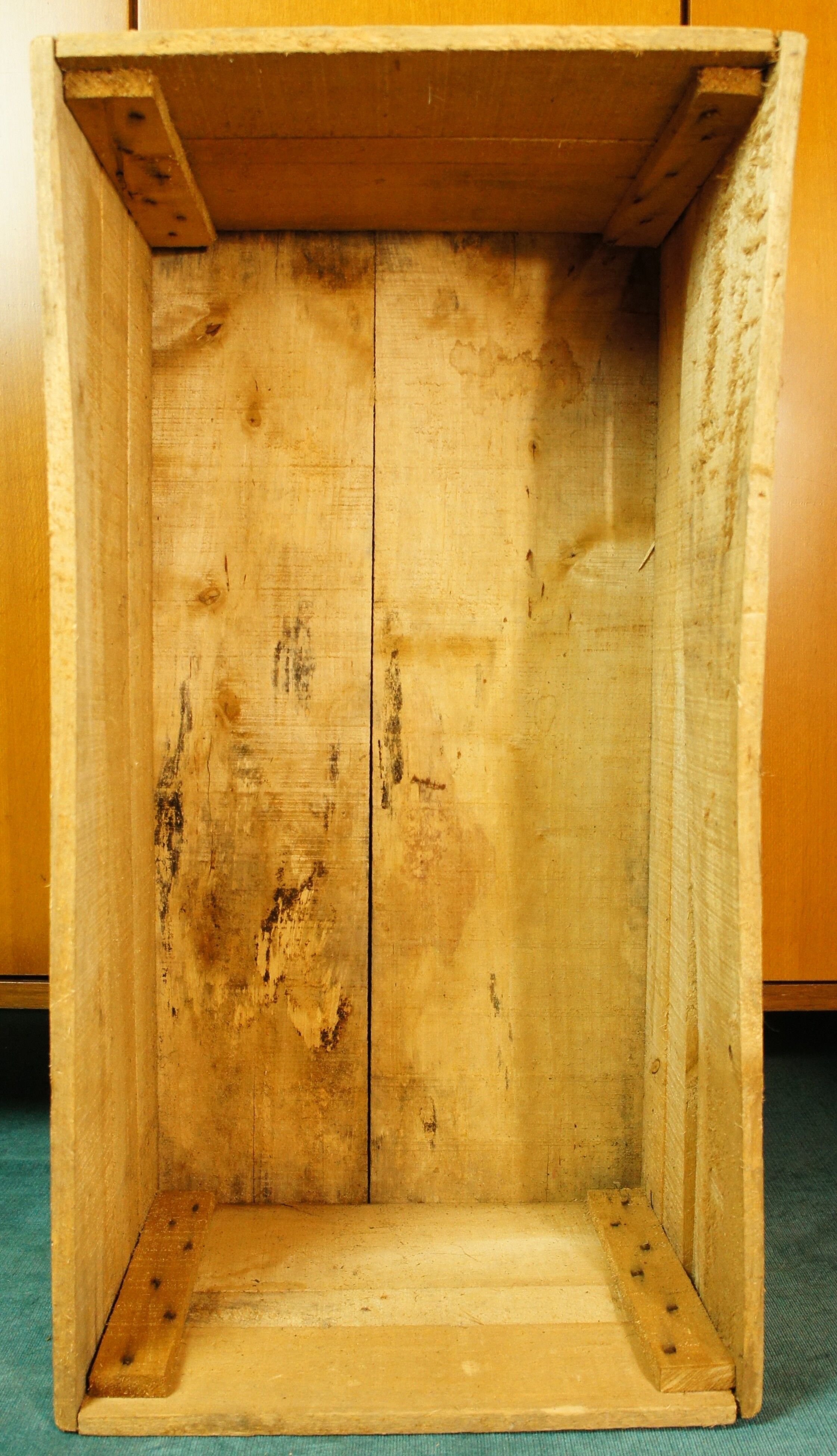 Champagne box "Piper Heidsieck, extra crude 1952"