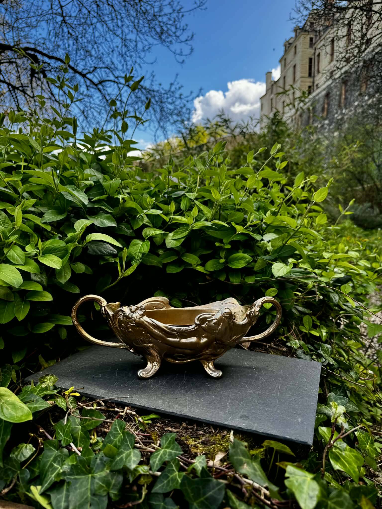 Planter signed Claude Bonnefond (1868-1936) Art Nouveau