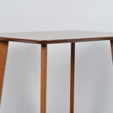 Rolling service feet compass