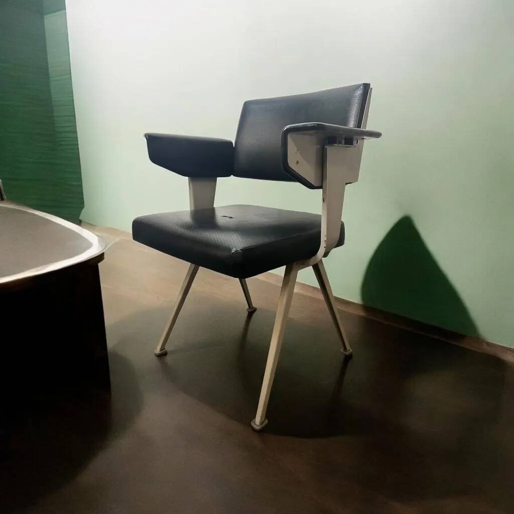 Vintage industrial 'resort' chair by Friso Kramer