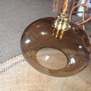 Suspension globe en verre fumé