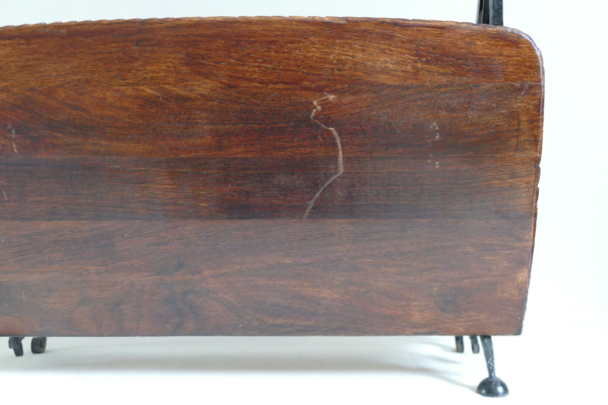 Porte revue ancien en bois chêne et métal