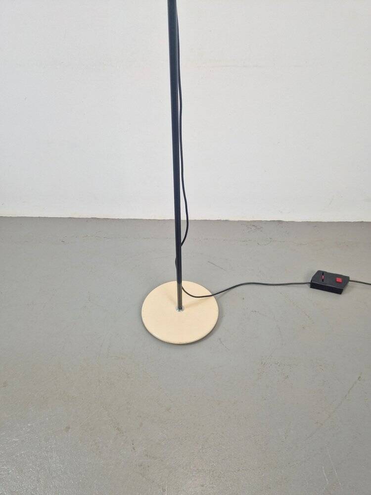 Vintage White Floor Lamp from Valenti Milano, Italy, 1970s