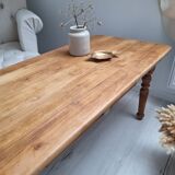 Country farmhouse coffee table