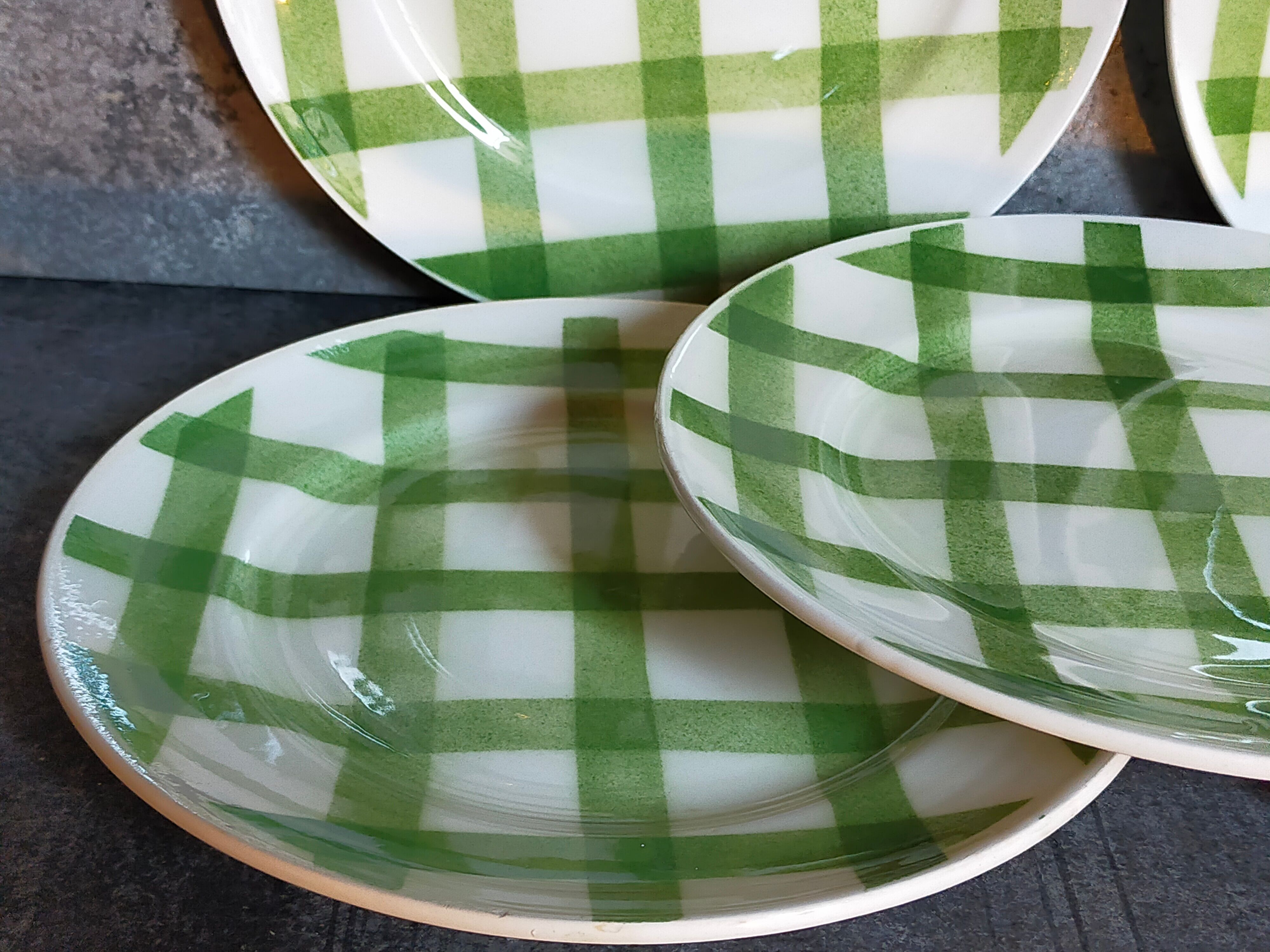 Five dessert plates Orchis-Moulin des Loups vintage checkered décor