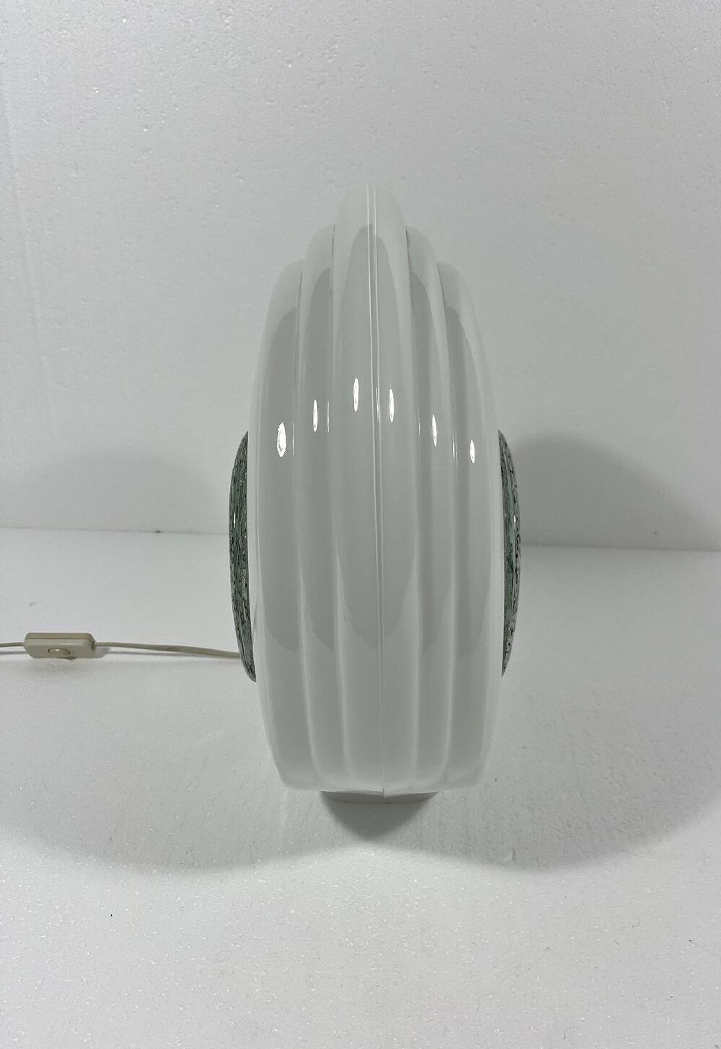 Lampe de table en verre, années 1970
