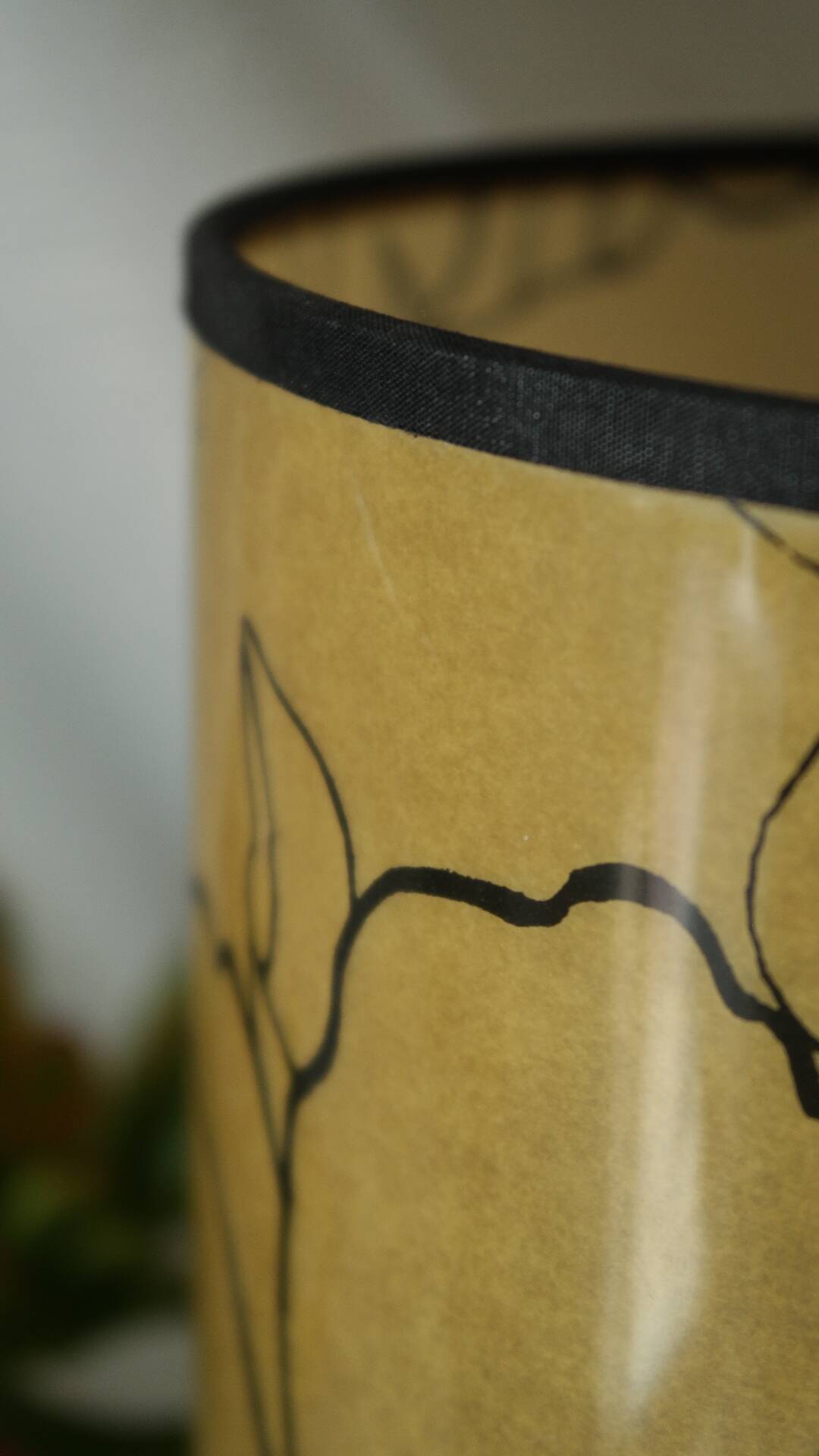 Vintage onyx birds bedside lamp