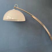 Lampadaire arc vintage de l'ère spatiale dans le style de Guzzini